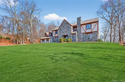 57 Innsbruck Boulevard Hopewell Junction NY 12533
