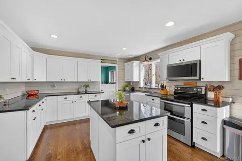 57 Innsbruck Boulevard Hopewell Junction NY 12533