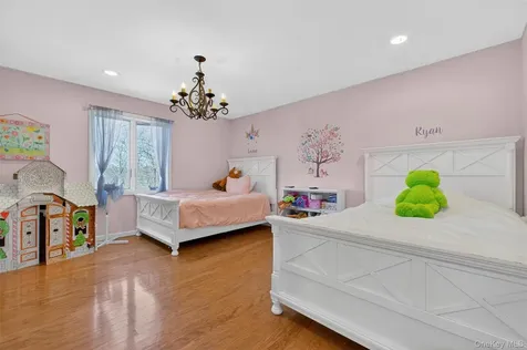 57 Innsbruck Boulevard Hopewell Junction NY 12533