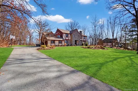 57 Innsbruck Boulevard Hopewell Junction NY 12533