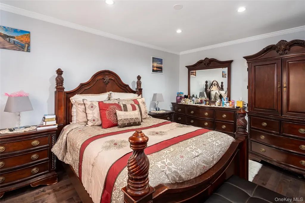 312 Richbell Mamaroneck NY 10543