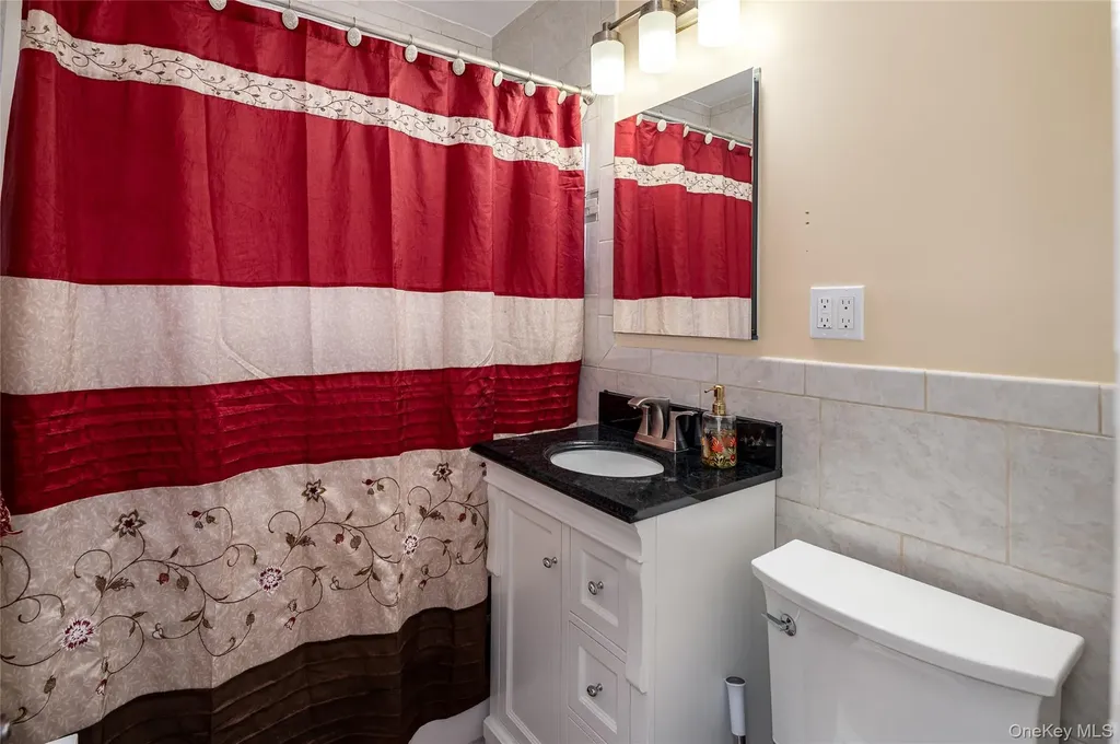 312 Richbell Mamaroneck NY 10543
