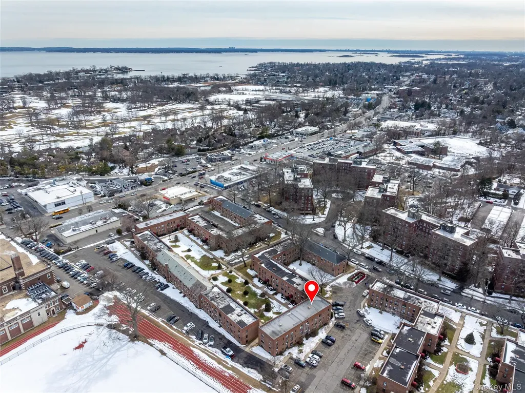 312 Richbell Mamaroneck NY 10543