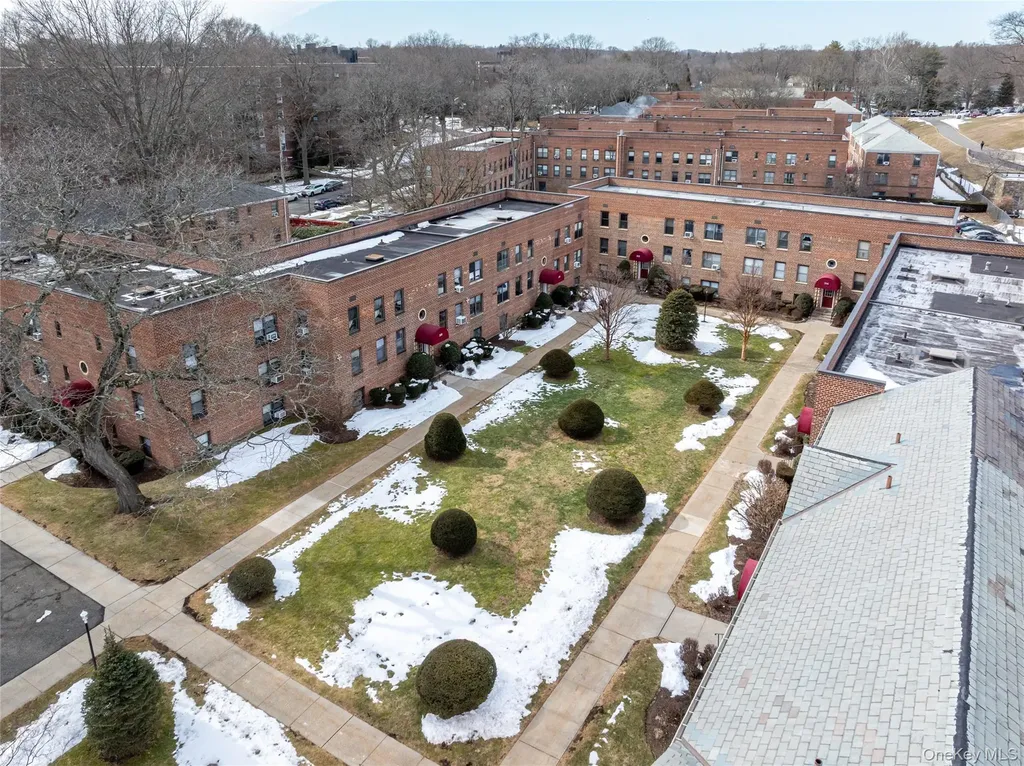 312 Richbell Mamaroneck NY 10543