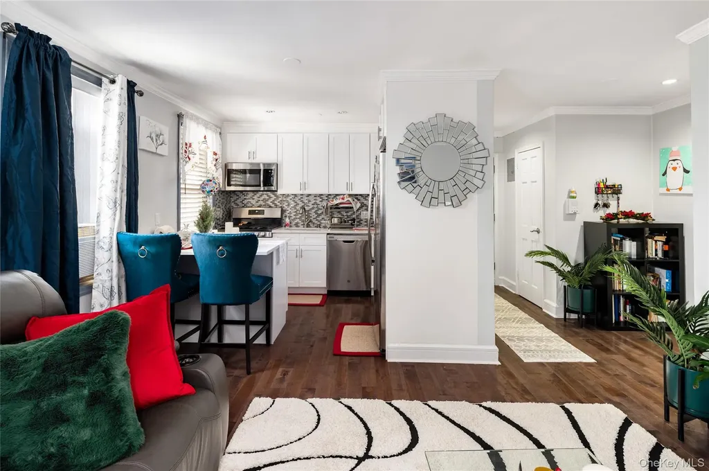 312 Richbell Mamaroneck NY 10543