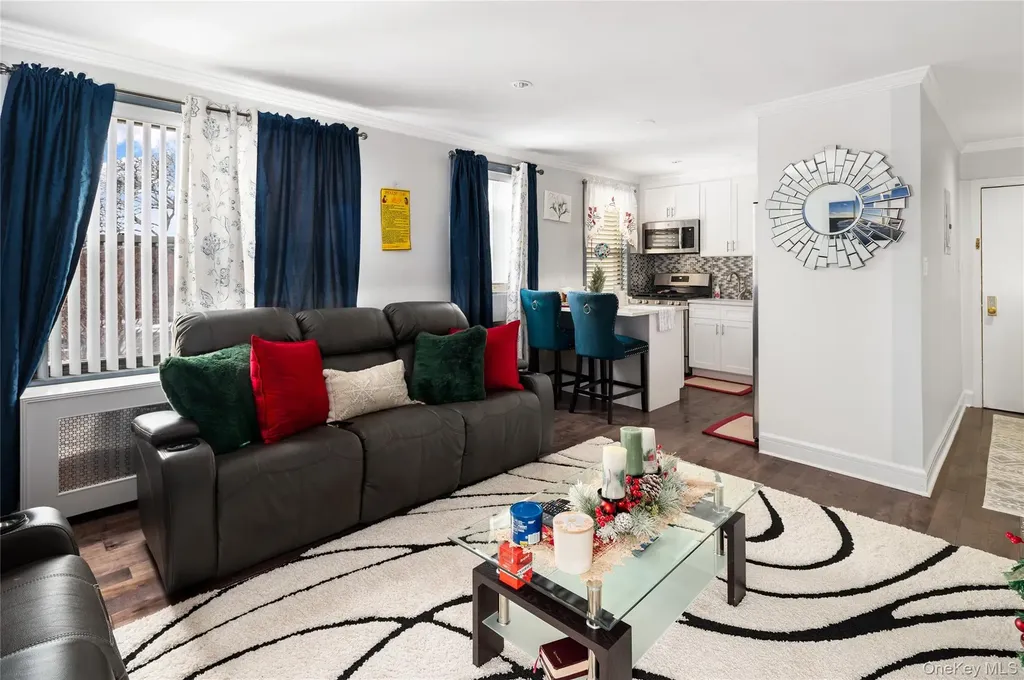 312 Richbell Mamaroneck NY 10543
