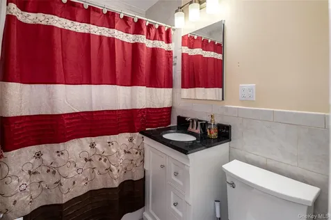 312 Richbell Mamaroneck NY 10543