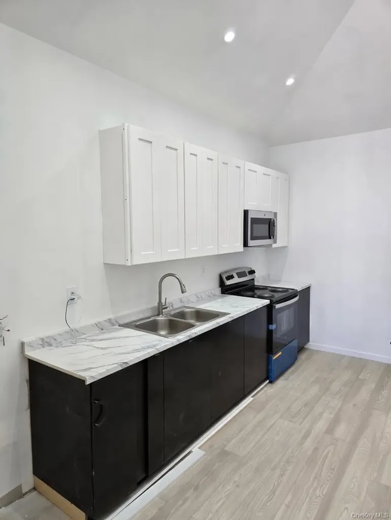 267 Morris Avenue Inwood NY 11096