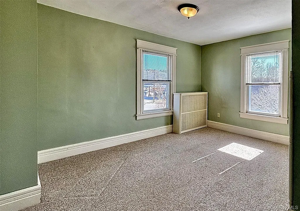 9 Parker Avenue Hyde Park NY 12538