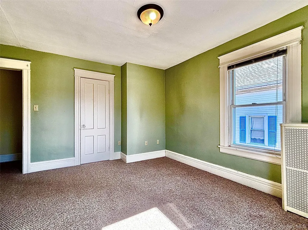 9 Parker Avenue Hyde Park NY 12538