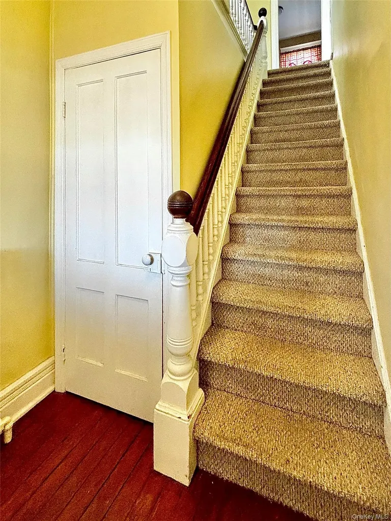 9 Parker Avenue Hyde Park NY 12538