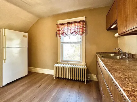 9 Parker Avenue Hyde Park NY 12538