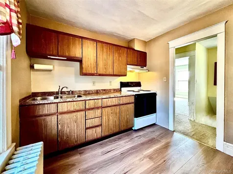 9 Parker Avenue Hyde Park NY 12538