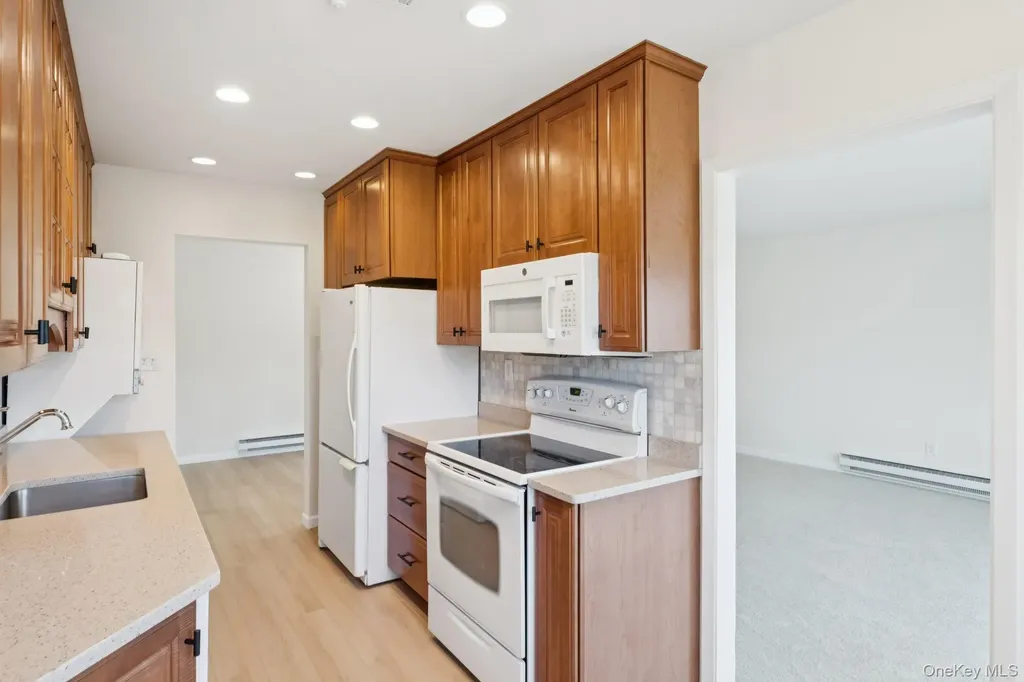 908 Drew Lane Saint James NY 11780