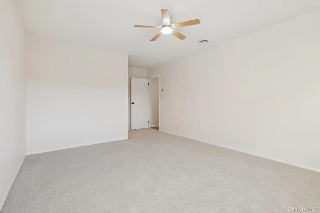 908 Drew Lane Saint James NY 11780