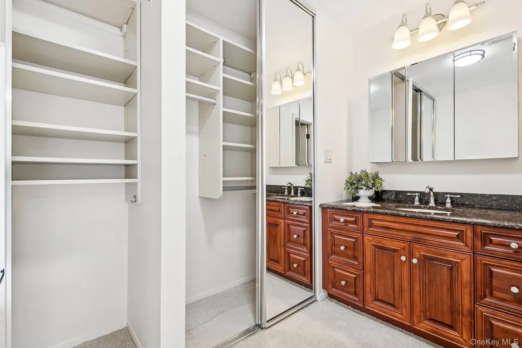 908 Drew Lane Saint James NY 11780