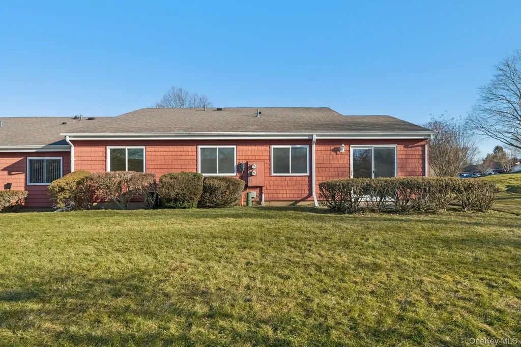 908 Drew Lane Saint James NY 11780