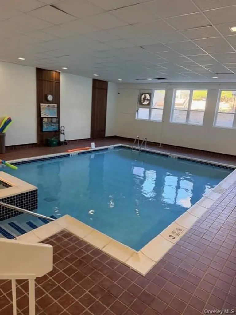 908 Drew Lane Saint James NY 11780