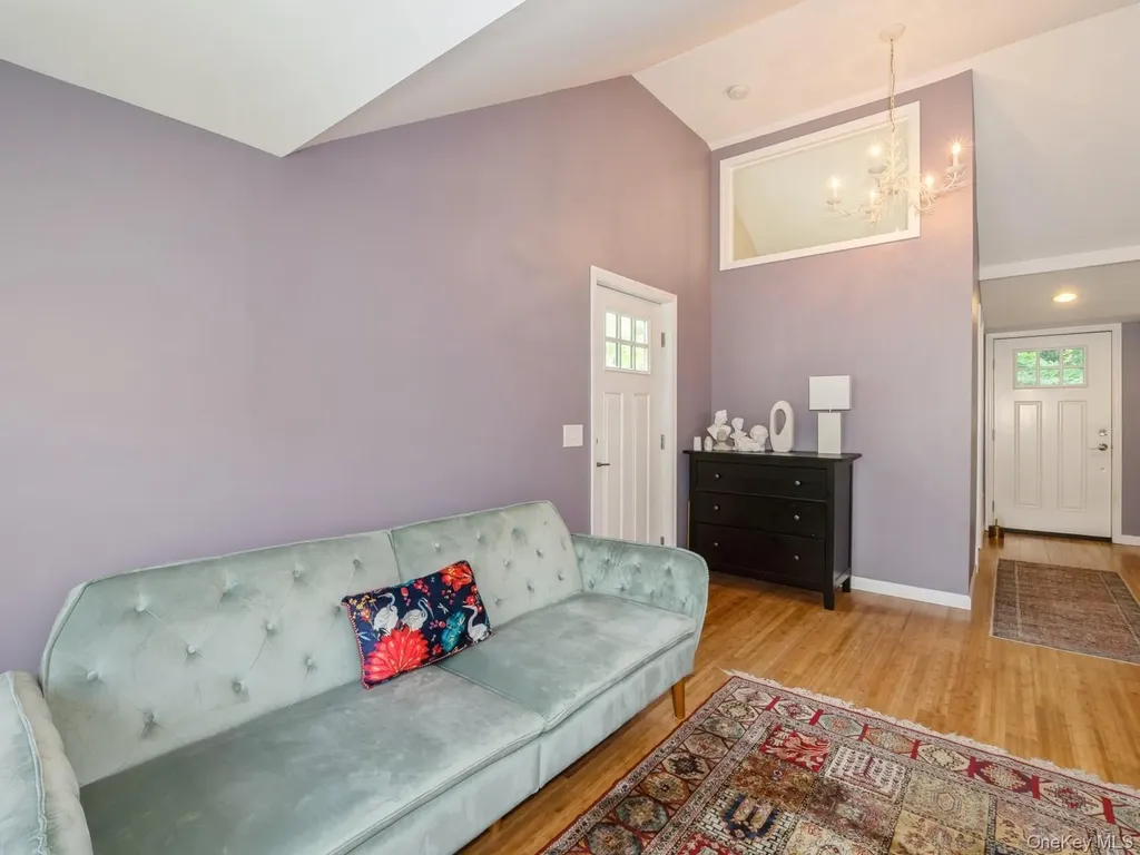 98 Jackson Street Fishkill NY 12524