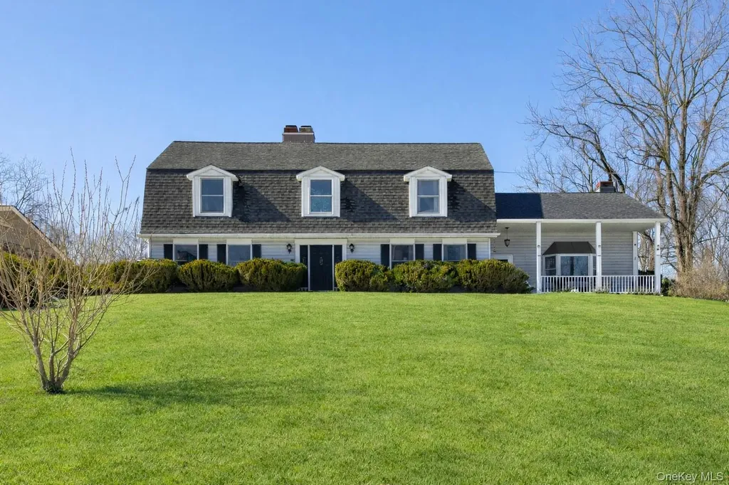 40 Ireland Drive Poughkeepsie NY 12603
