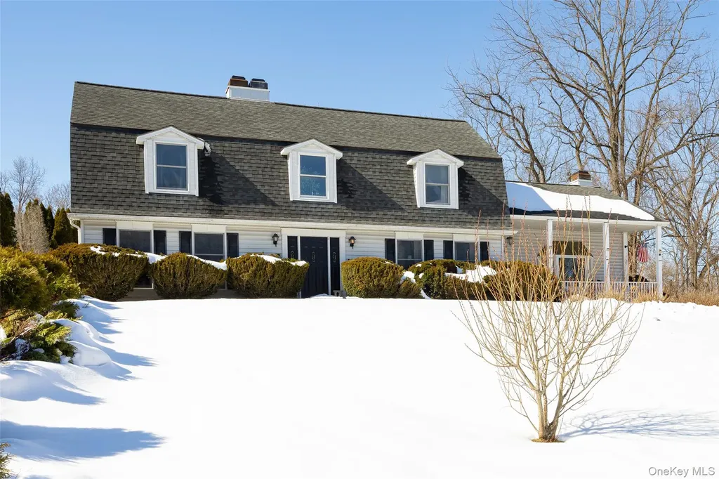 40 Ireland Drive Poughkeepsie NY 12603