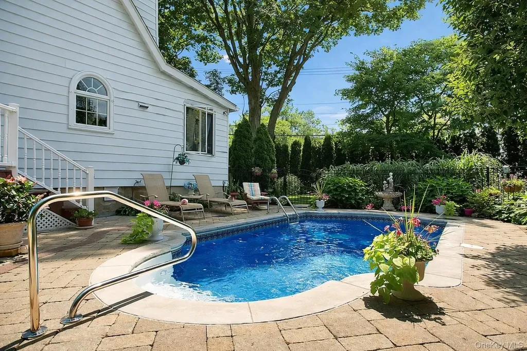1 Webster Road Scarsdale NY 10583