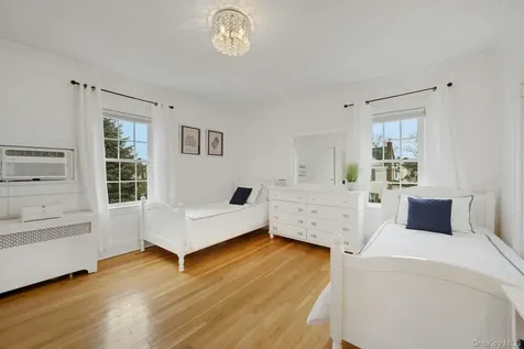 1 Webster Road Scarsdale NY 10583