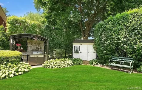 1 Webster Road Scarsdale NY 10583