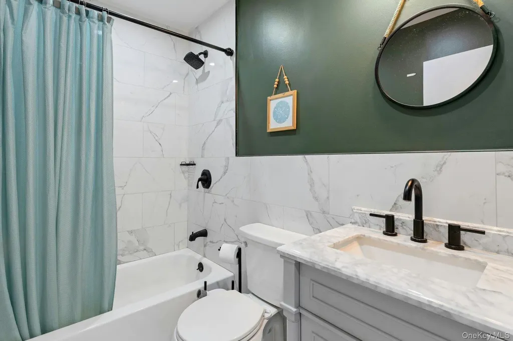 417 Fox Run Lane Carmel NY 10512