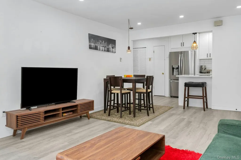 417 Fox Run Lane Carmel NY 10512