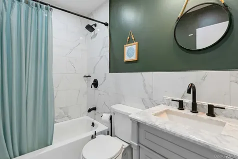 417 Fox Run Lane Carmel NY 10512