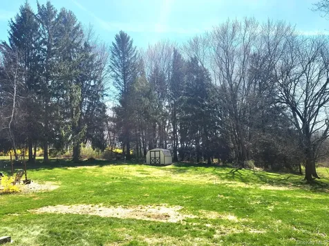 16 Saddle Ridge Drive Hopewell Junction NY 12533