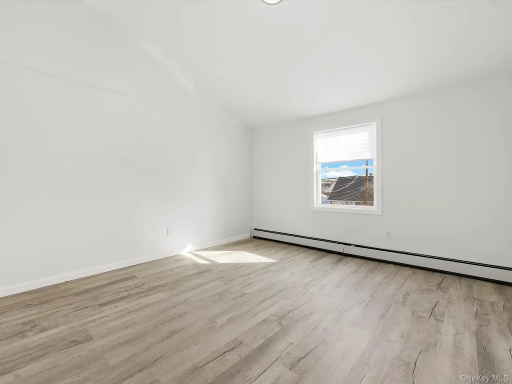 2409 Lindy Road Westbury NY 11590