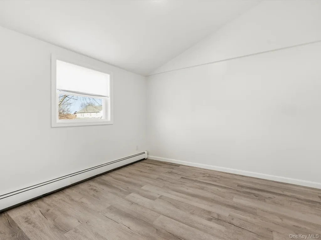 2409 Lindy Road Westbury NY 11590