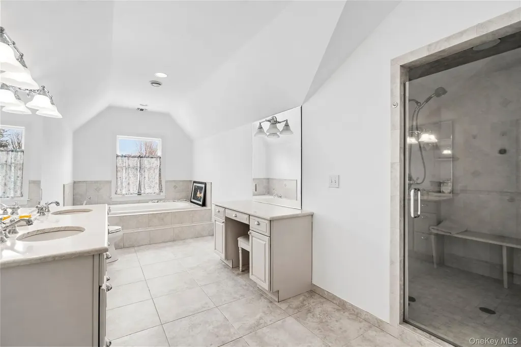 5 Pine Street Plainview NY 11803