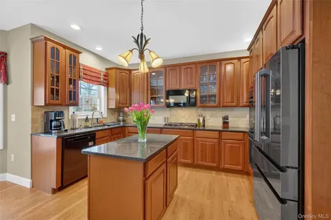 31 Dew Drop Lane Hopewell Junction NY 12533