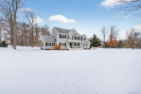 31 Dew Drop Lane Hopewell Junction NY 12533