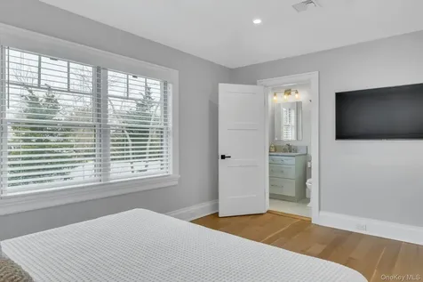 165 Marine Place Greenport NY 11944
