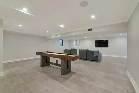 165 Marine Place Greenport NY 11944