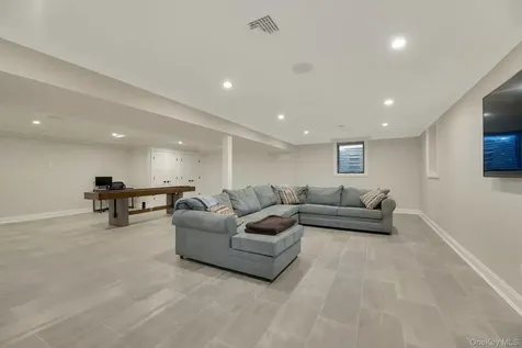 165 Marine Place Greenport NY 11944