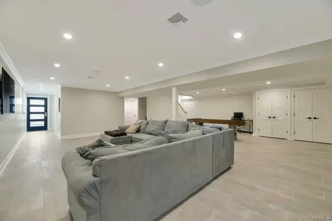 165 Marine Place Greenport NY 11944