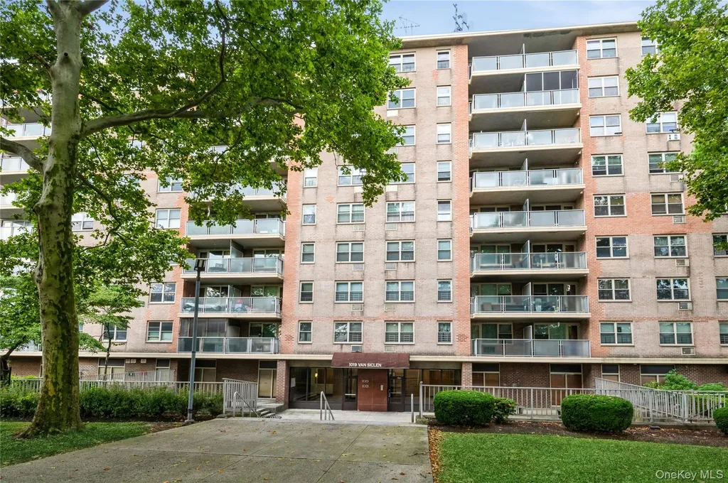 1019 Van Siclen Avenue Brooklyn NY 11207