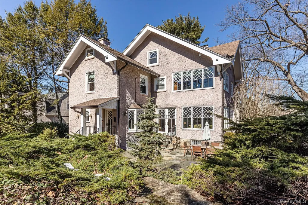 42 Edgewood Avenue Mount Vernon NY 10552