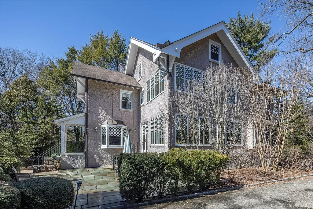 42 Edgewood Avenue Mount Vernon NY 10552