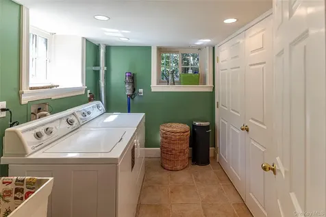42 Edgewood Avenue Mount Vernon NY 10552