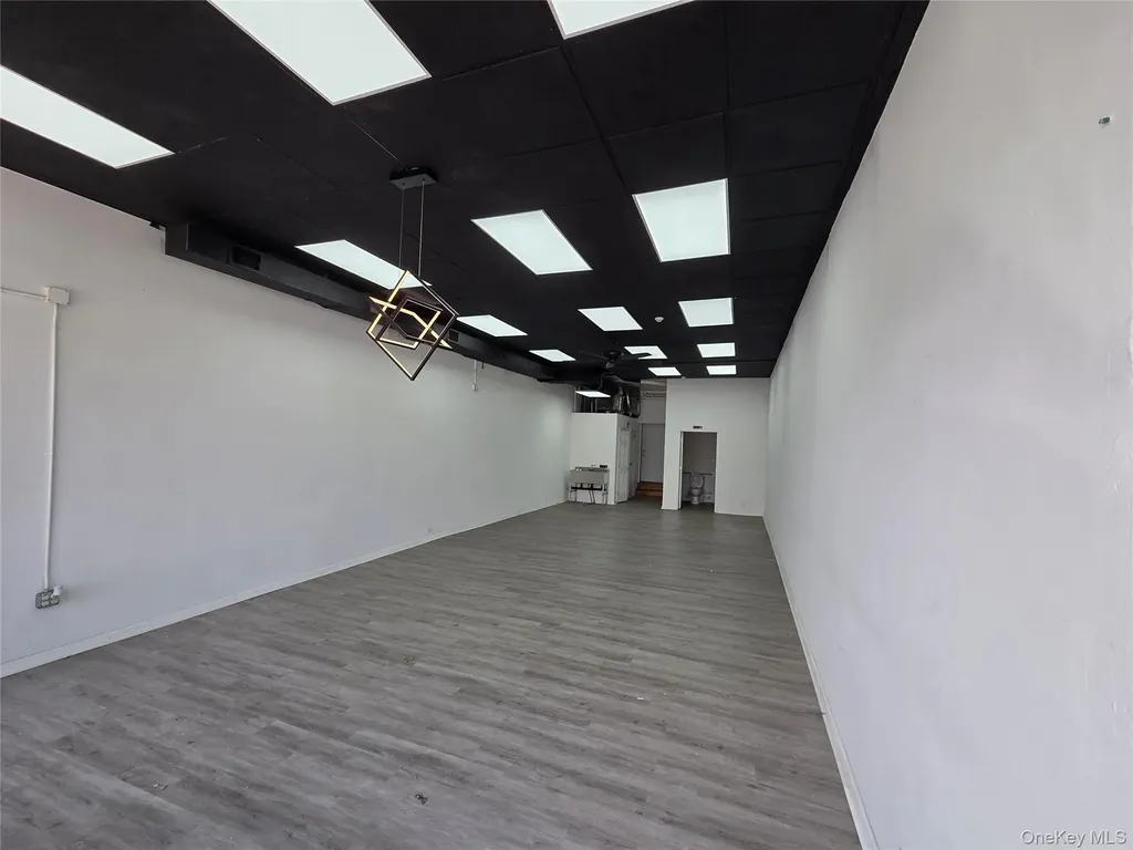 82 Route 303 Tappan NY 10983