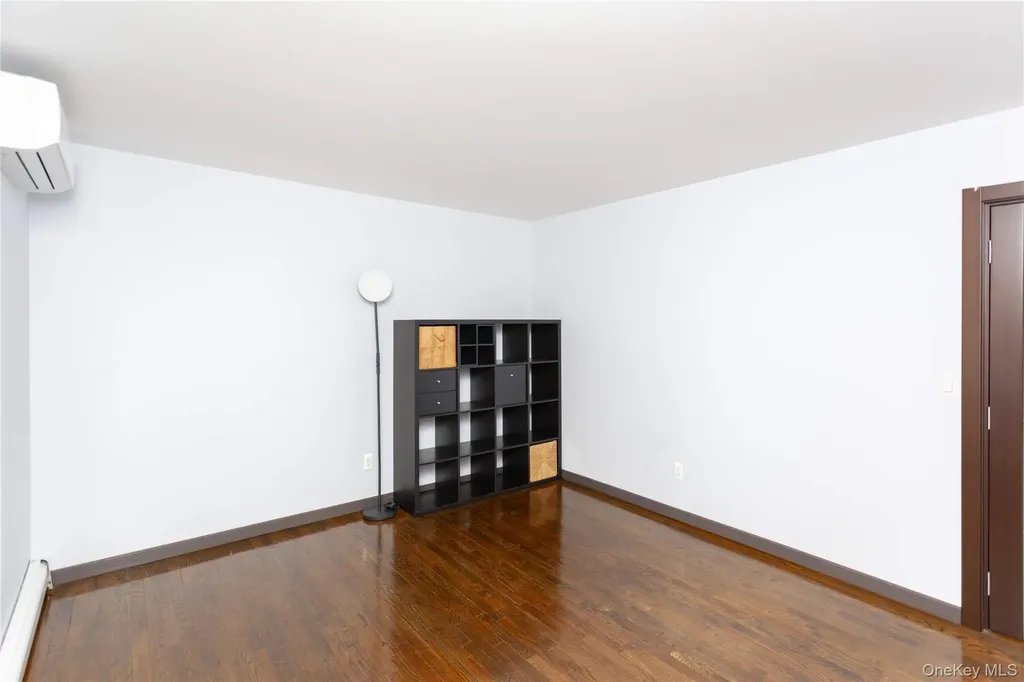 428 E Harrison Street Long Beach NY 11561