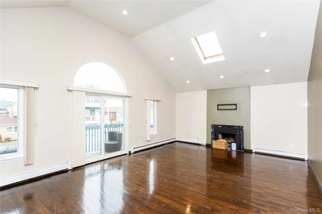 428 E Harrison Street Long Beach NY 11561