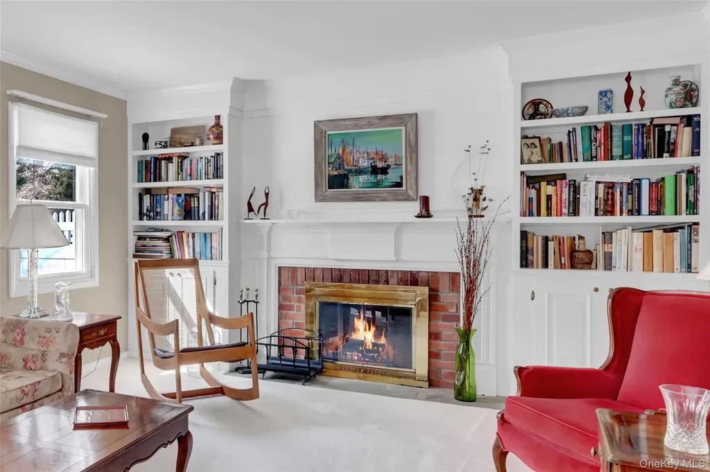 286 Hallock Road Stony Brook NY 11790
