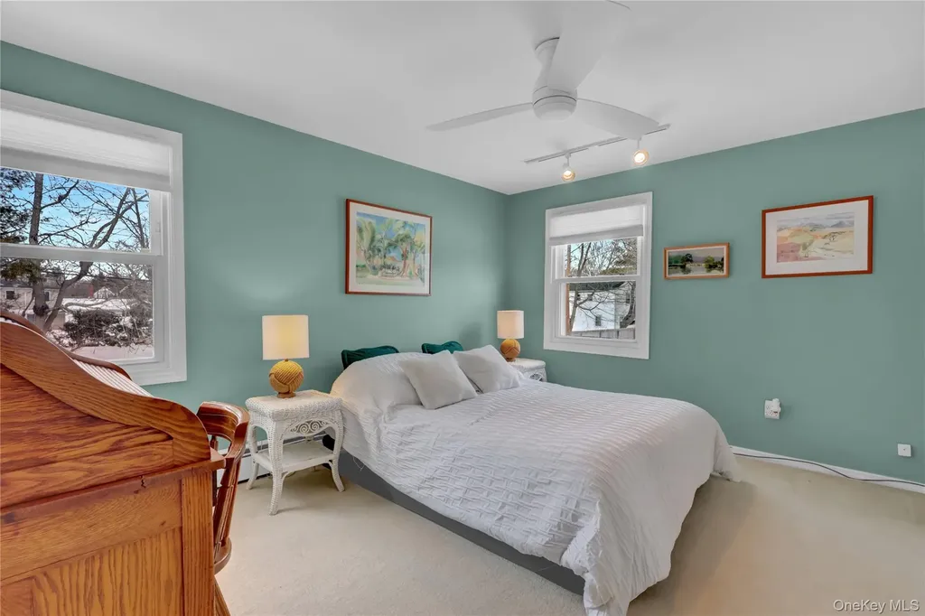 286 Hallock Road Stony Brook NY 11790